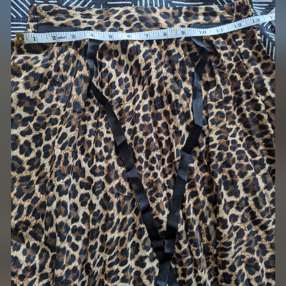 Pleated Zara maxi skirt xs - Picture 3 of 3